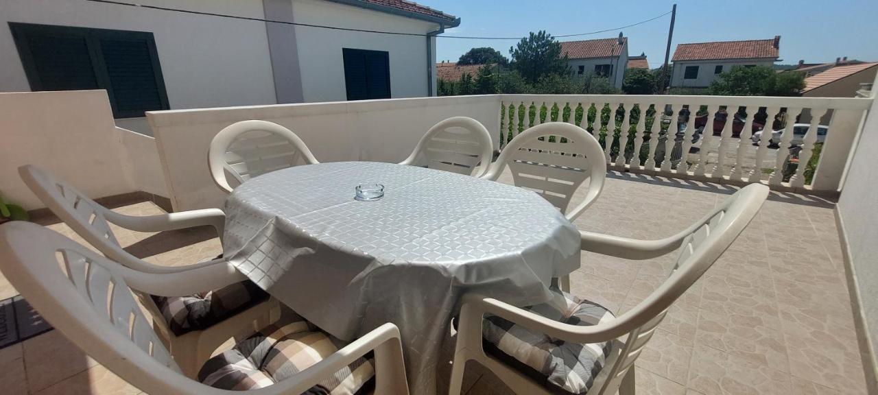 Apartment Zana Pirovac Dış mekan fotoğraf